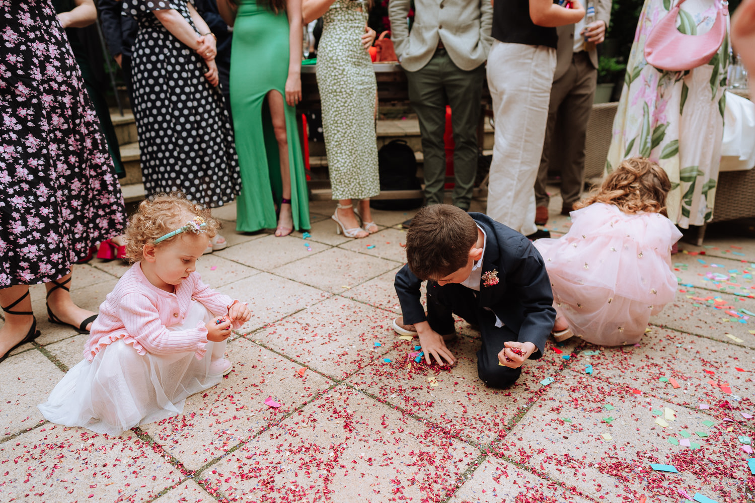 THE BEAR HOTEL WEDDING PHOTOGRAPHY COWBRIDGE 019 THE BEAR HOTEL WEDDING PHOTOGRAPHY COWBRIDGE 019